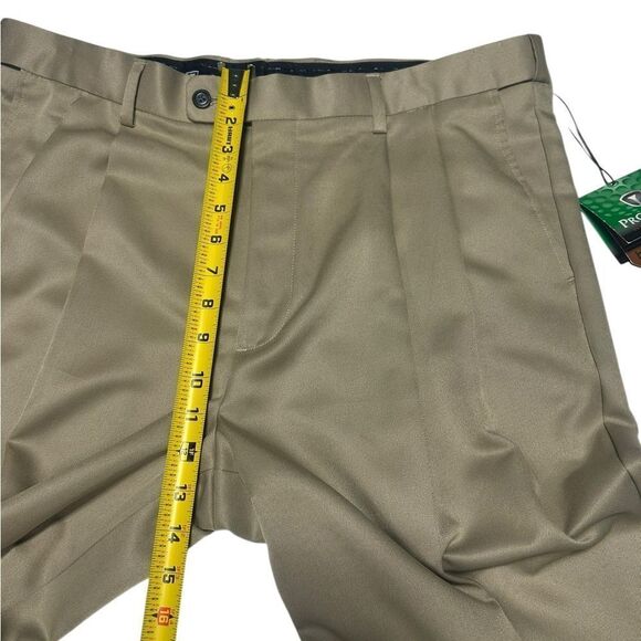 NWT 38x29 Pro Tour Men’s Golf Pants Pleated Khaki Moisture Wicking UV Protection - Picture 9 of 9